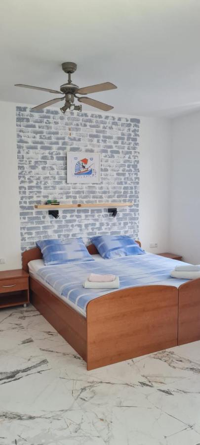 Apartmani Centar Seline Paklenica Екстериор снимка
