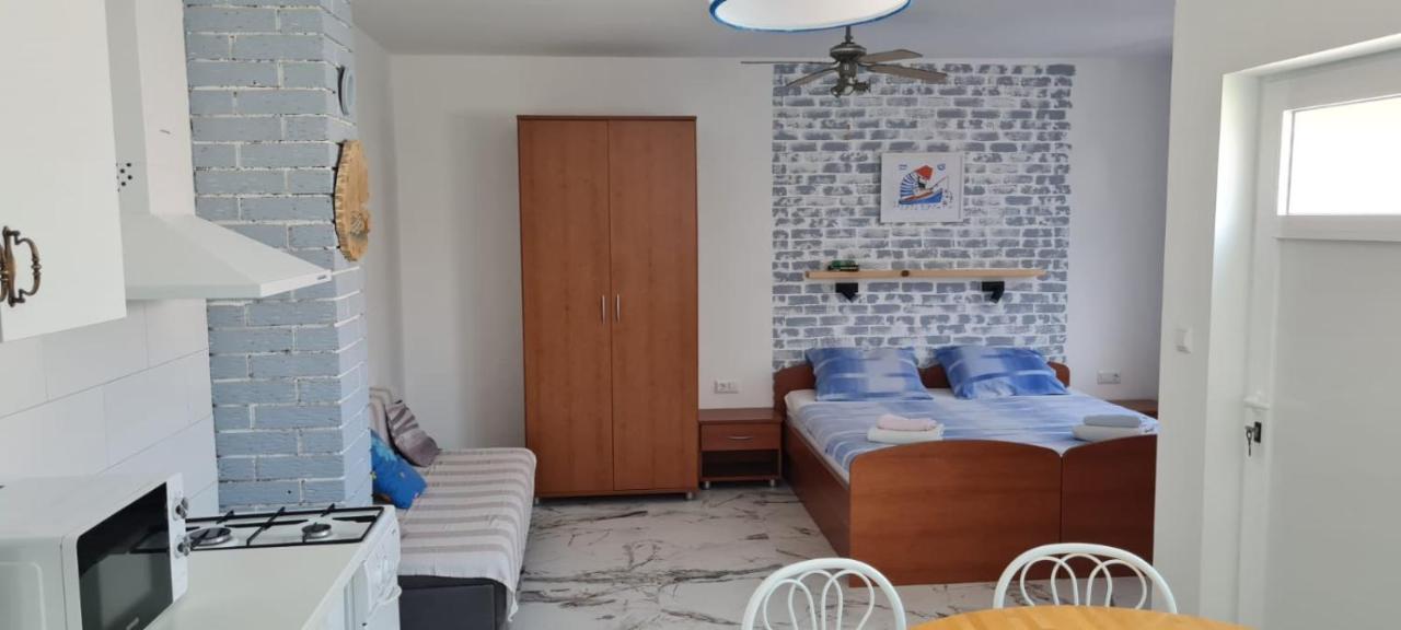Apartmani Centar Seline Paklenica Екстериор снимка