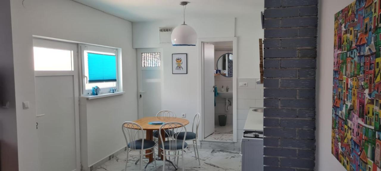 Apartmani Centar Seline Paklenica Екстериор снимка