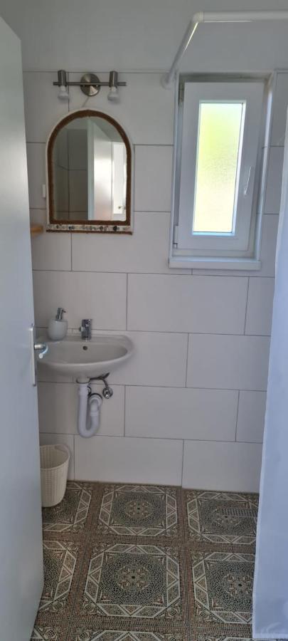 Apartmani Centar Seline Paklenica Екстериор снимка