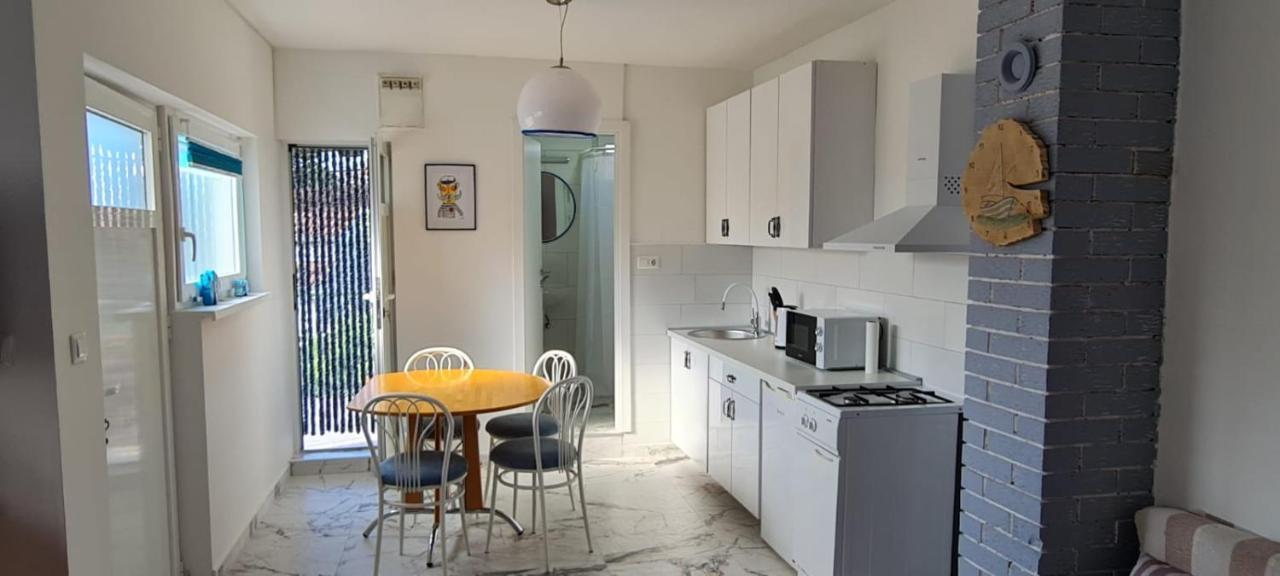 Apartmani Centar Seline Paklenica Екстериор снимка